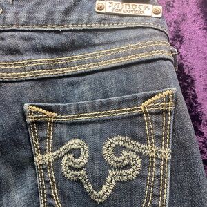 Low rise bootcut jeans